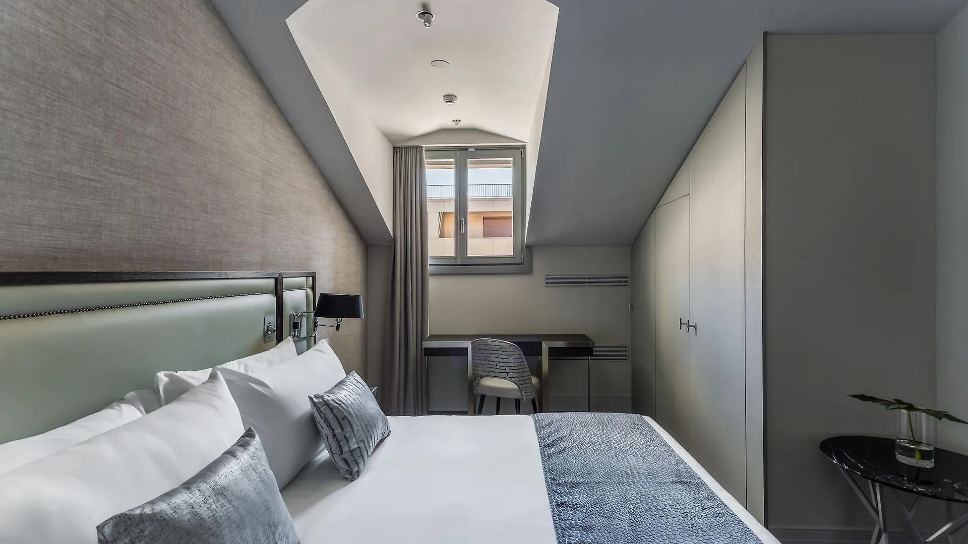 **** Hotel Room Mate Collection Gorka, San Sebastian Spain